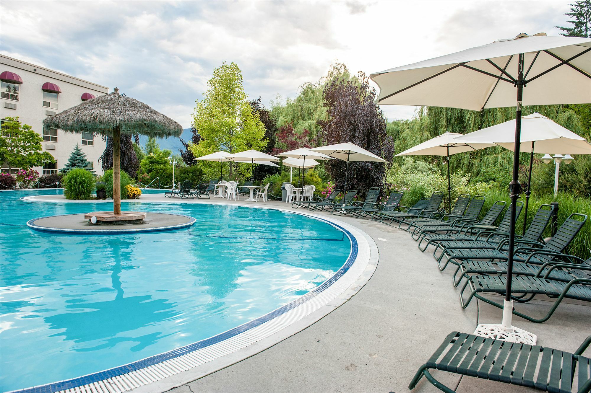 Hilltop Inn - แซลมอนอาร์ม ภายนอก รูปภาพ